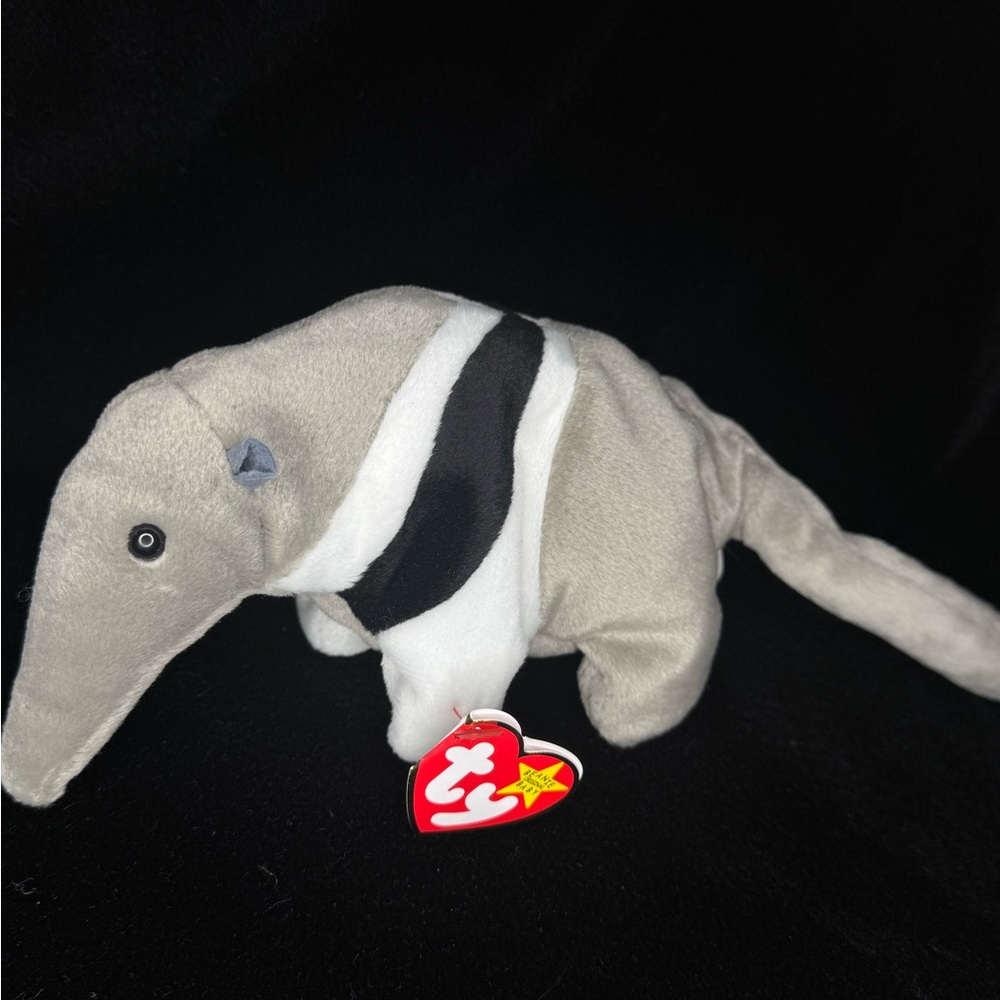 Ty Beanie Baby named Ants the anteate 1997
